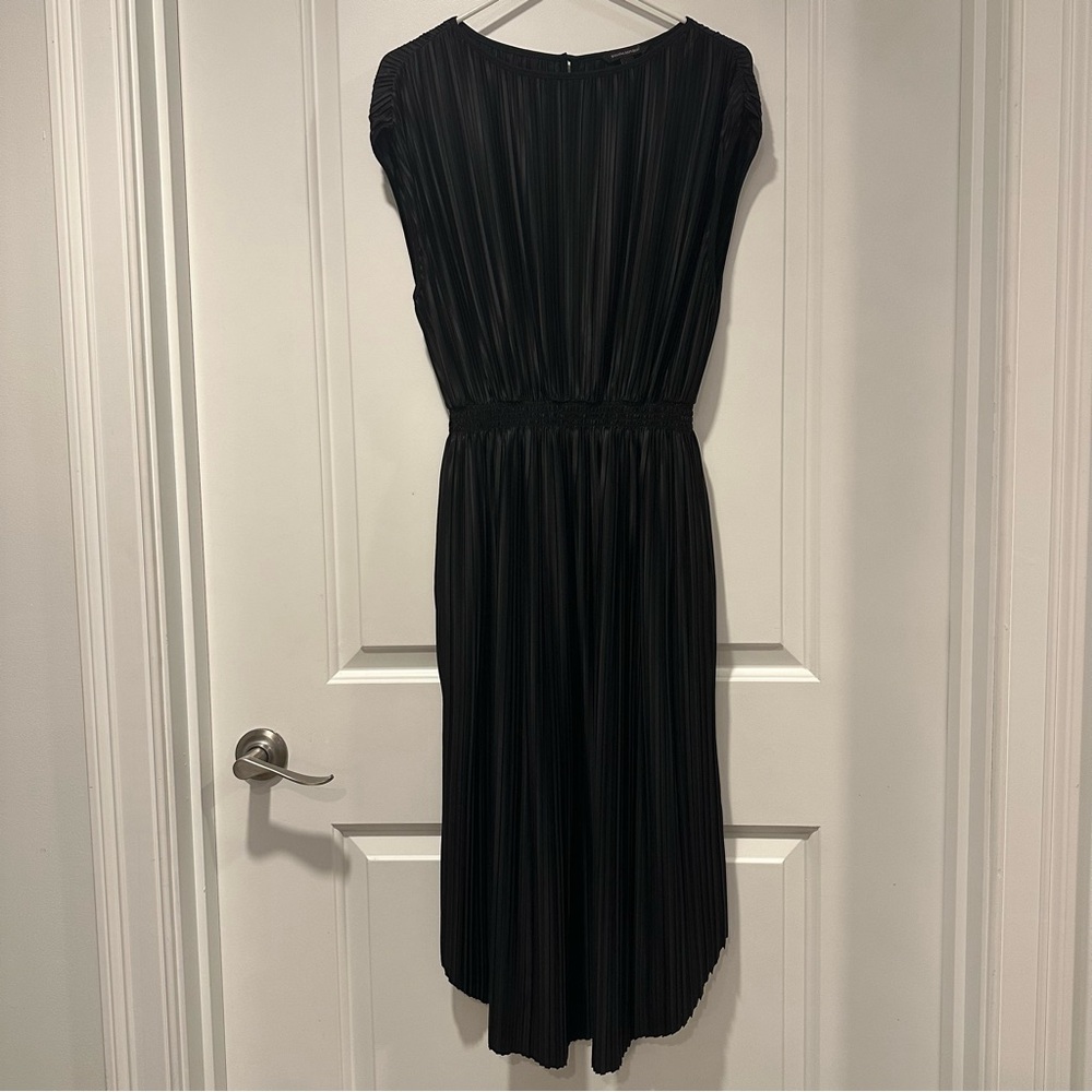 BANANA REPUBLIC MIDI DRESS